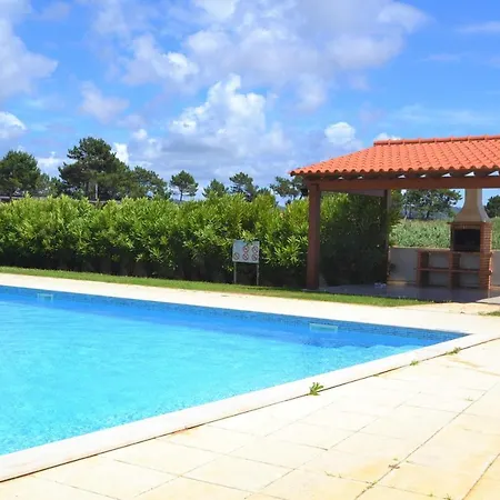 Carmona A Apartment *