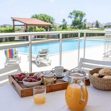 Carmona A Apartment
