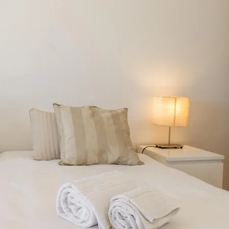 Apartamento Carmona A T2 - By Smarthomes *