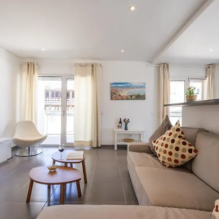 شقة Carmona A T2 - By Smarthomes *