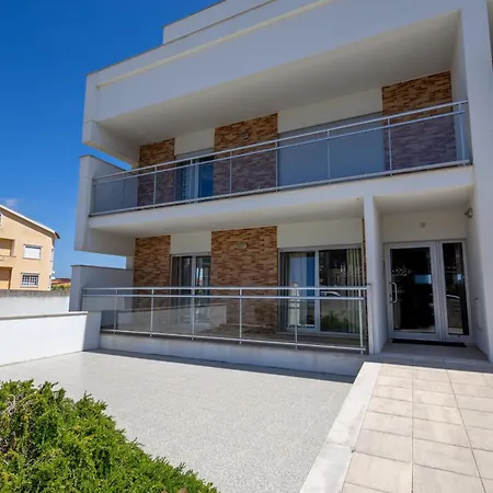 Carmona A Apartment Sao Martinho do Porto