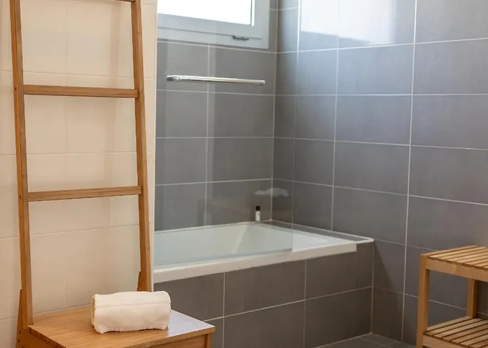 Carmona A T2 - By Smarthomes 公寓 *